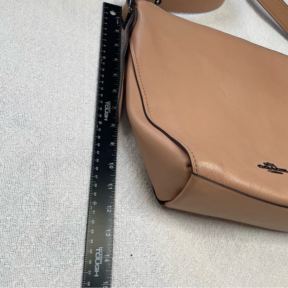 Coach‎  Leather Dufflette Shoulder Bag~ Soft Tan - Picture 4 of 14